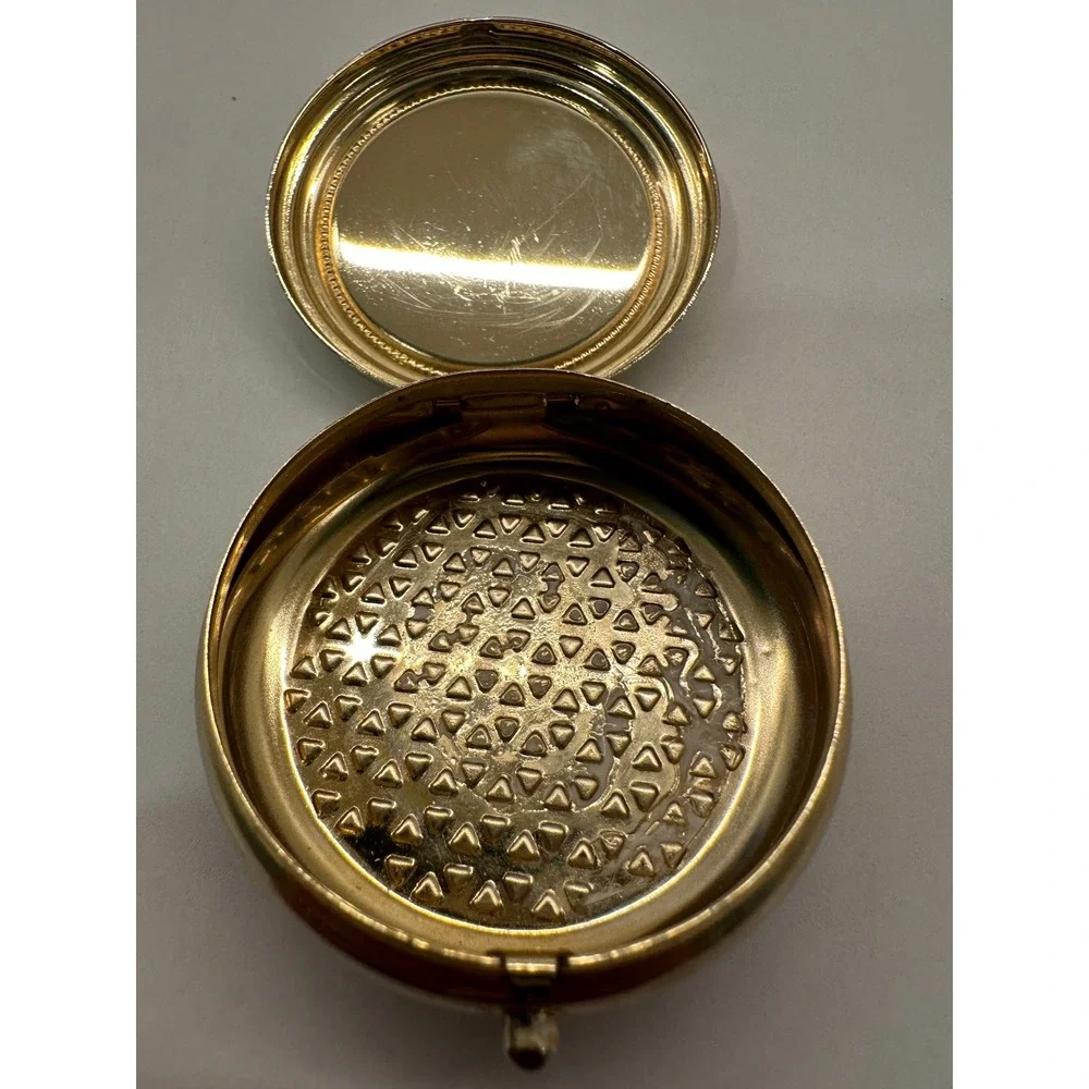 Vintage Fleur-de-Lis Brass & Silver-Tone Pill Box Ornate Metal Snuff/Trinket‎ 2